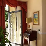 Petit Chateau