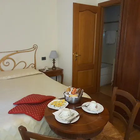 Petit Chateau 3* 몬테카티니테르메