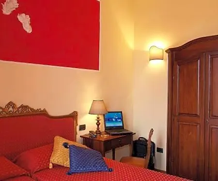 Petit Chateau 3*