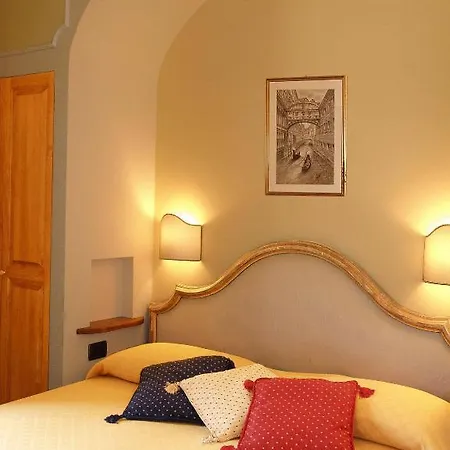 Petit Chateau Монтекатини-Терме