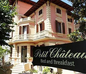 Panzió Petit Chateau