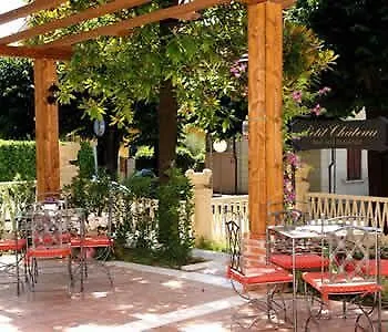 Petit Chateau Panzió Montecatini Terme