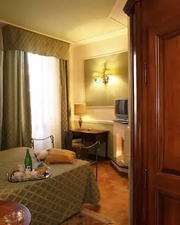 Panzió Petit Chateau Montecatini Terme